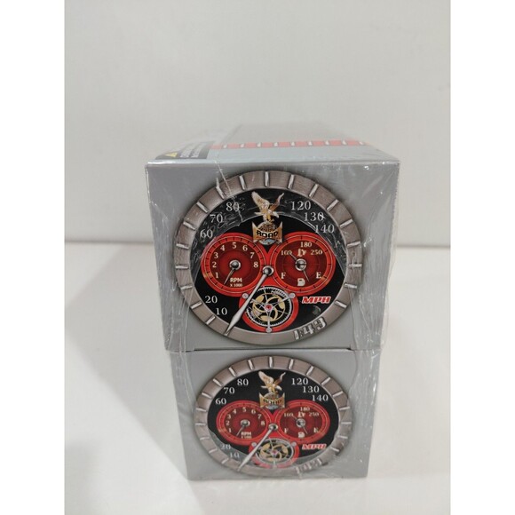 NIP Road Signature 1:43 DieCast Studebaker 2 Pack Golden Hawk & Champion - Picture 6 of 8